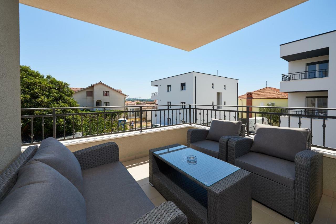 Apartman Jakov Apartment โตรกีร์ ภายนอก รูปภาพ